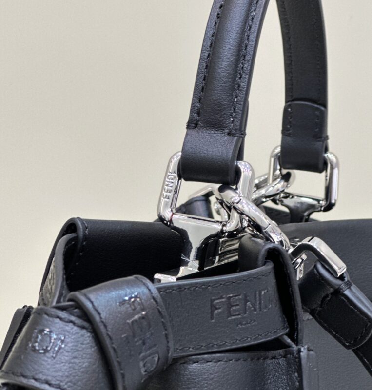 Replica Fendi Peekaboo Small Black 5 Replica Fendi Peekaboo Small Black - top-tier luxury replica shoulder bag