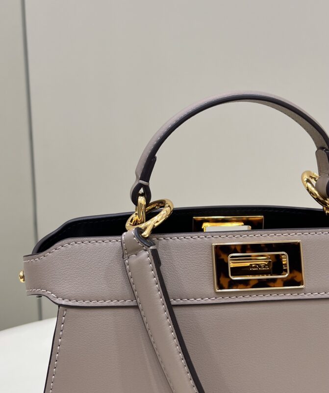 Replica Fendi Peekaboo Medium Beige 4 Replica Fendi Peekaboo Medium Beige - 1:1 designer replica handbag
