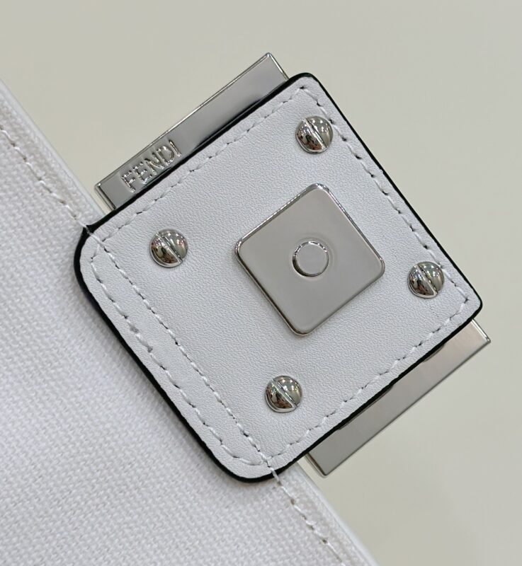 Replica Fendi Baguette Small White 5 Replica Fendi Baguette Small White - high-end fake designer purse