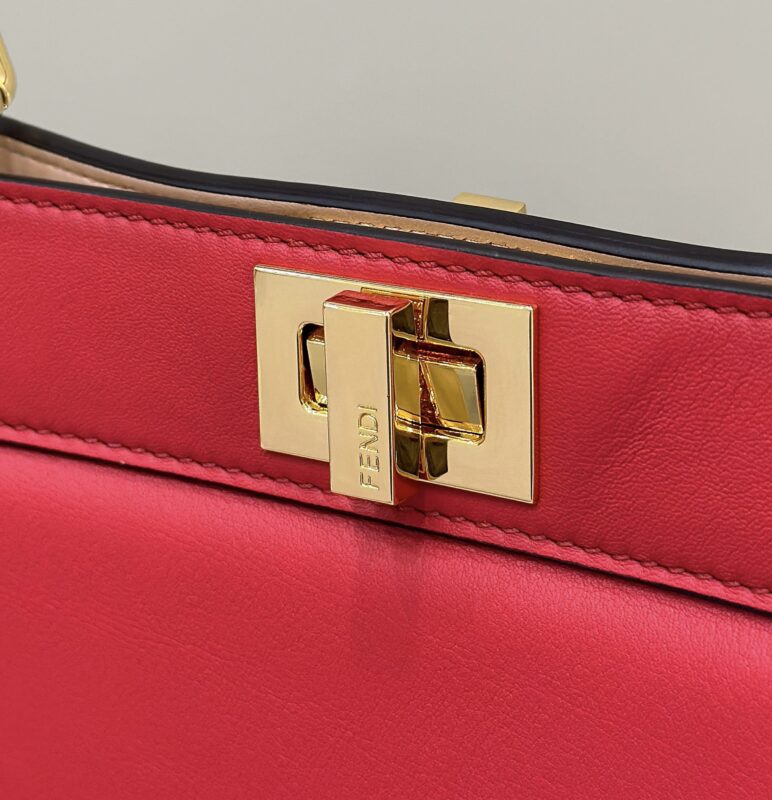 Replica Fendi Peekaboo Large Red 5 Replica Fendi Peekaboo Large Red - near-authentic luxury replica handbag