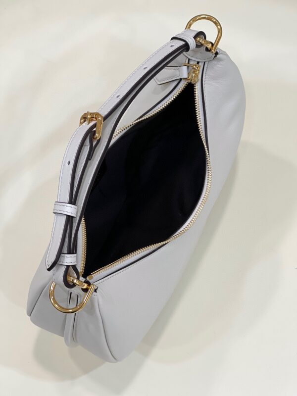 Replica Fendi Fendigraphy Large White - high-accuracy replica luxury purse