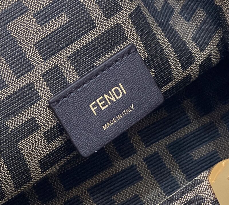Replica Fendi First Pink 6 Replica Fendi First Pink - realistic designer-inspired fake bag
