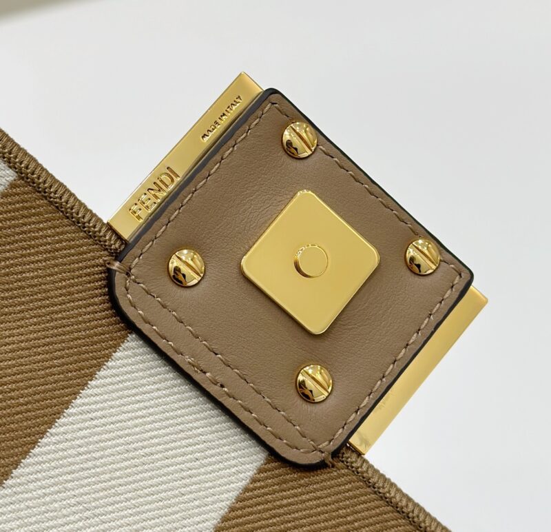 Replica Fendi Baguette FF Brown 6 Replica Fendi Baguette FF Brown - premium-grade designer purse dupe