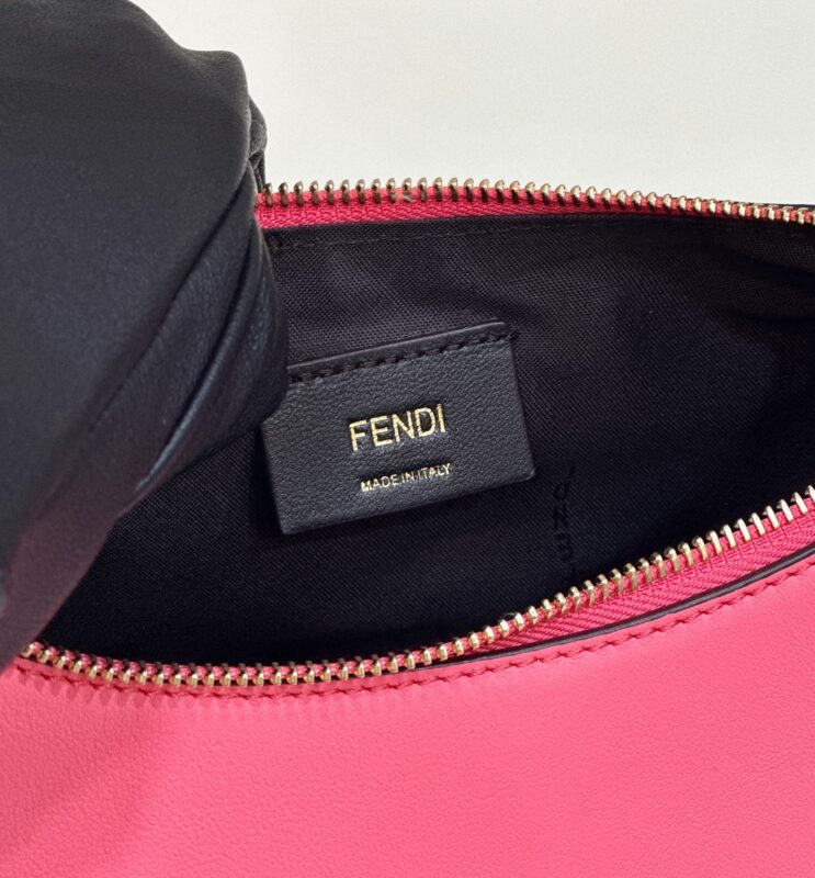 Replica Fendi Fendigraphy Large Pink 6 Replica Fendi Fendigraphy Large Pink - realistic designer-inspired fake bag
