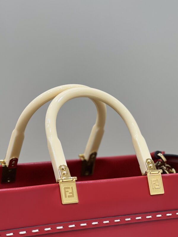 Replica Fendi Peekaboo Tote Red 6 Replica Fendi Peekaboo Tote Red - ultra-realistic fake designer tote