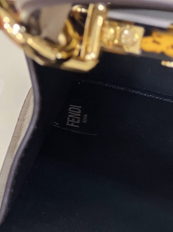Replica Fendi Peekaboo Medium Beige 6 Replica Fendi Peekaboo Medium Beige - elite superclone designer purse