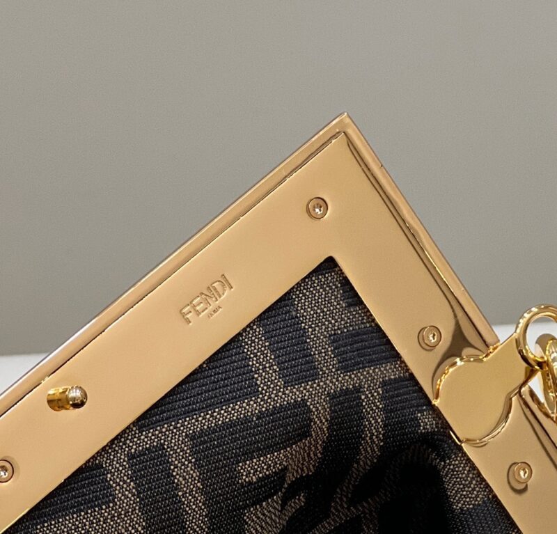 Replica Fendi First Pink 7 Replica Fendi First Pink - high-end fake designer purse