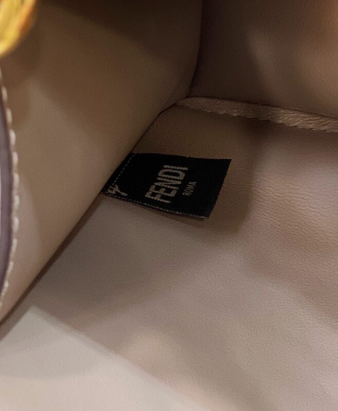 Replica Fendi Peekaboo Medium White 7 Replica Fendi Peekaboo Medium White - 1:1 designer replica handbag