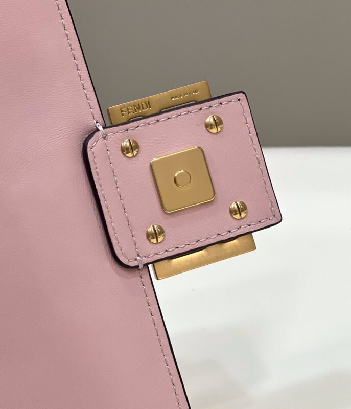 Replica Fendi Baguette Pink 7 Replica Fendi Baguette Pink - high-end fake designer purse