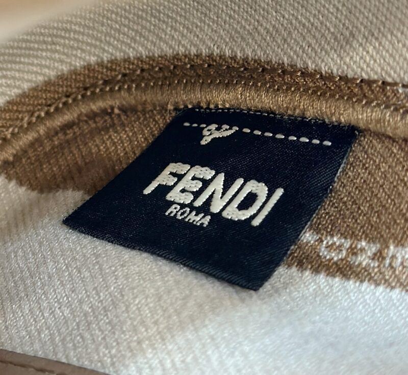 Replica Fendi Baguette FF Brown 7 Replica Fendi Baguette FF Brown - realistic designer-inspired fake bag