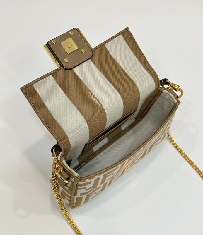 Replica Fendi Baguette FF Brown 8 Replica Fendi Baguette FF Brown - premium 1:1 fake handbag model