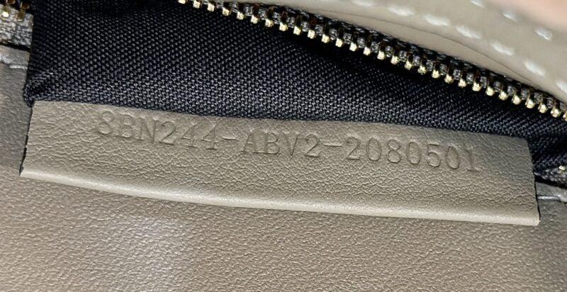 Replica Fendi Peekaboo Beige 8 Replica Fendi Peekaboo Beige - elite superclone designer purse