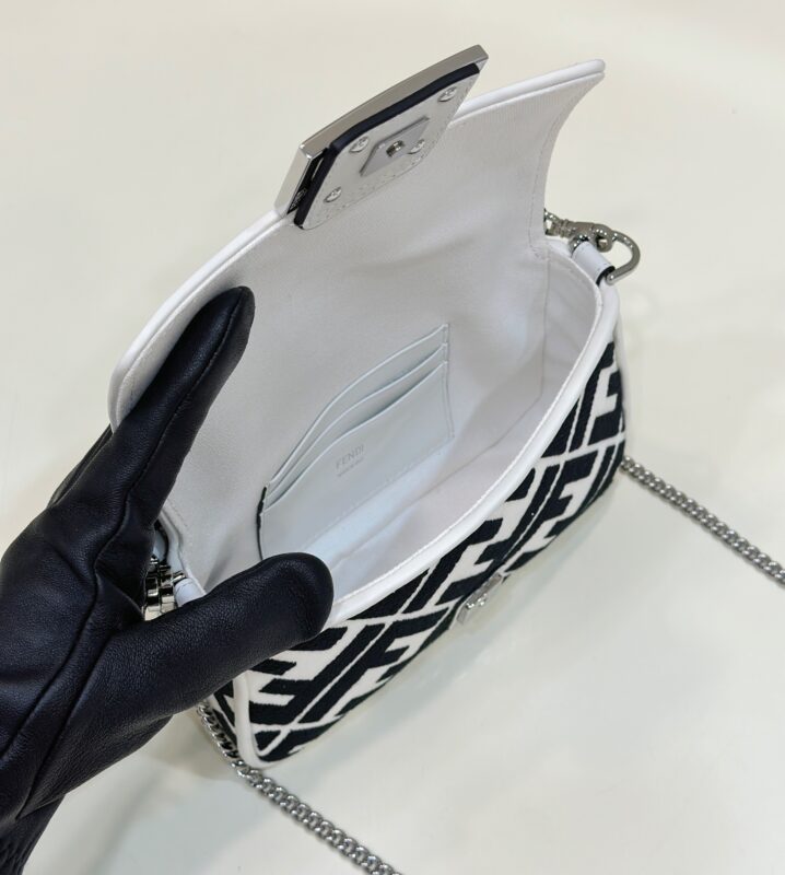 Replica Fendi Baguette Small White 8 Replica Fendi Baguette Small White - best quality luxury bag dupe