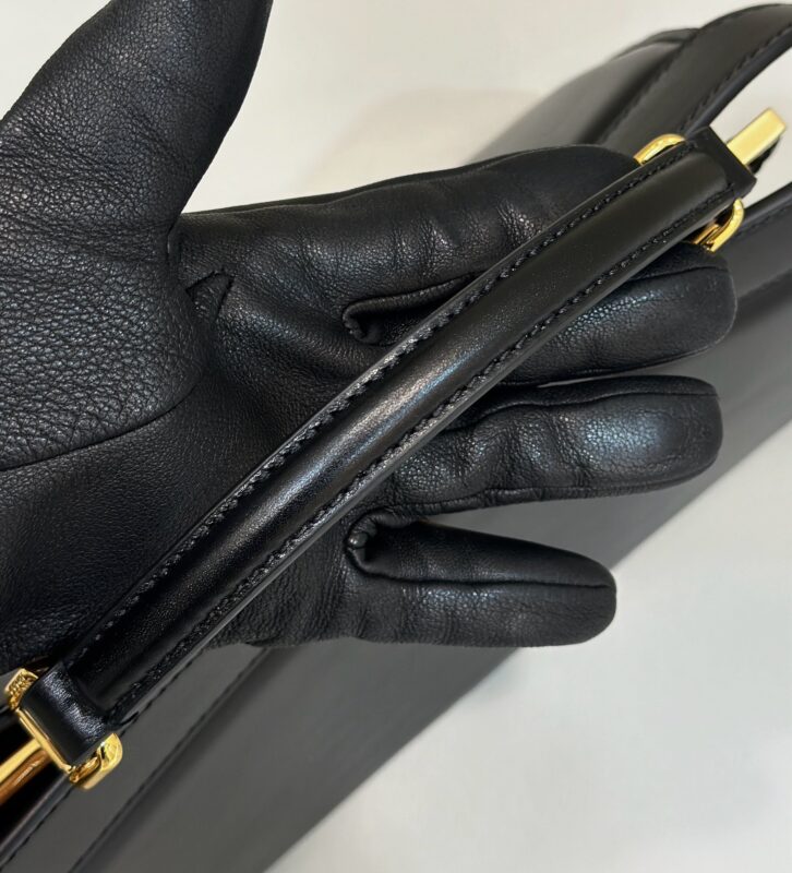 Replica Fendi Peekaboo Large Black 8 Replica Fendi Peekaboo Large Black - best quality luxury bag dupe