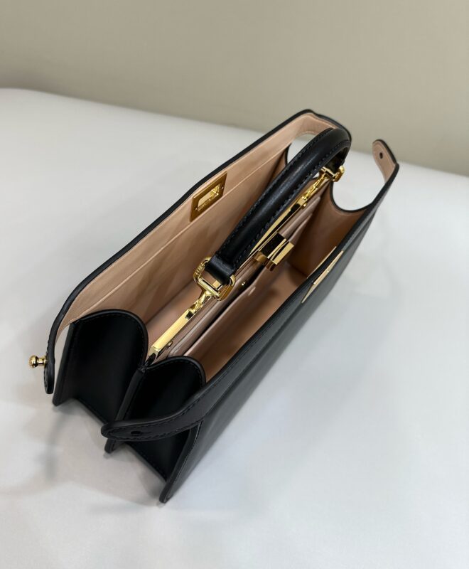 Replica Fendi Peekaboo Large Black 9 Replica Fendi Peekaboo Large Black - near-authentic luxury replica handbag