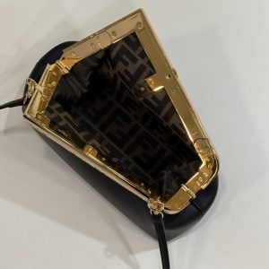 Replica Fendi First Beige Python 9 Replica Fendi First Beige Python - near-authentic luxury replica handbag