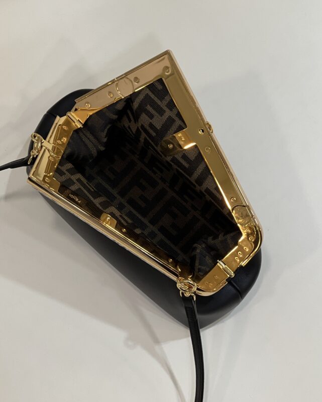 Replica Fendi First Beige Python 9 Replica Fendi First Beige Python - near-authentic luxury replica handbag