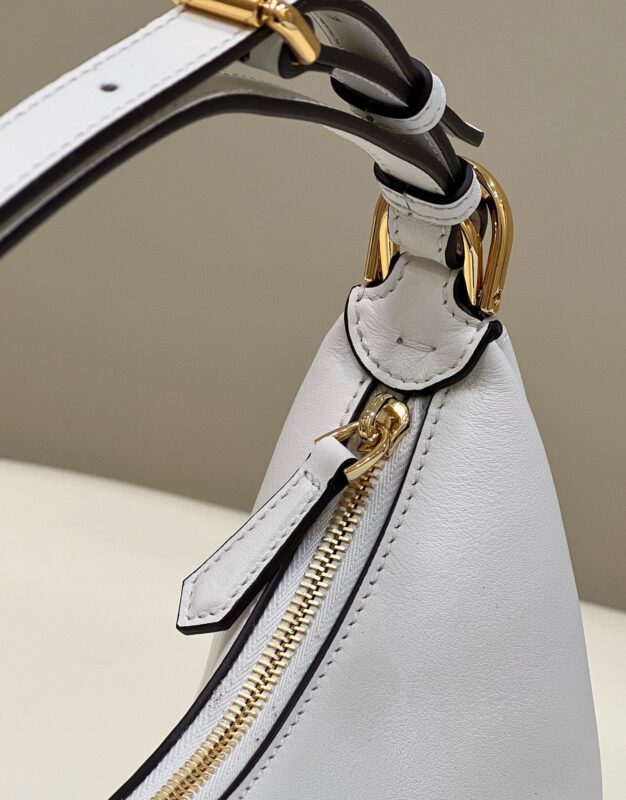 Replica Fendi Fendigraphy Large White - near-authentic luxury replica handbag