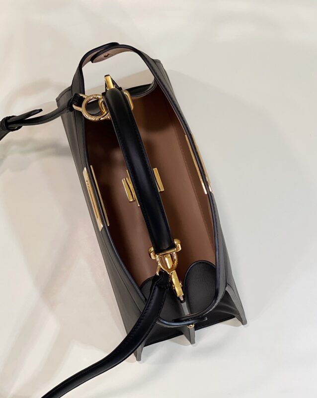 Replica Fendi Peekaboo Medium Black 9 Replica Fendi Peekaboo Medium Black - high-end fake designer purse