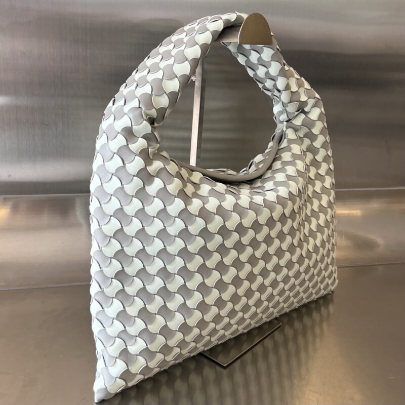 Replica Bottega Veneta Hop Wave - high-accuracy replica luxury purse