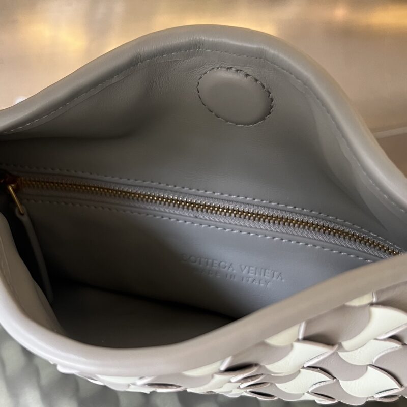 Replica Bottega Veneta Hop Wave - best quality luxury bag dupe