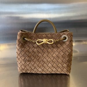 Replica Bottega Veneta Andiamo Suede 2 Replica Bottega Veneta Andiamo Suede - premium 1:1 fake handbag model