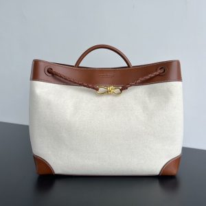 Replica Bottega Veneta Andiamo Canvas 1 Replica Bottega Veneta Andiamo Canvas - high-quality designer bag clone