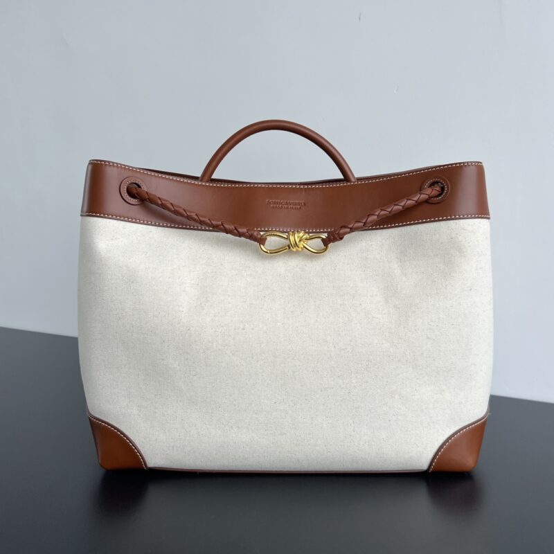 Replica Bottega Veneta Andiamo Canvas 1 Replica Bottega Veneta Andiamo Canvas - high-quality designer bag clone