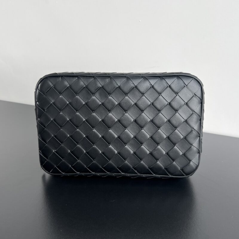 Replica Bottega Veneta Clutch Large 1 Replica Bottega Veneta Clutch Large - authentic-look luxury purse replica