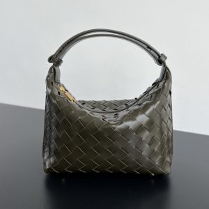 Replica Bottega Veneta Wallace Lunch Bag 6 Replica Bottega Veneta Wallace Lunch Bag - top-rated replica designer bag