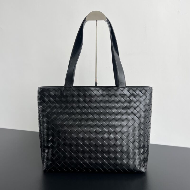 Replica Bottega Veneta Large Tote 1 Replica Bottega Veneta Large Tote - top-tier luxury replica shoulder bag