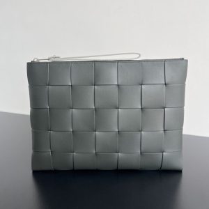 Replica Bottega Veneta Clutch 2.0 9 Replica Bottega Veneta Clutch 2.0 - premium-grade designer purse dupe