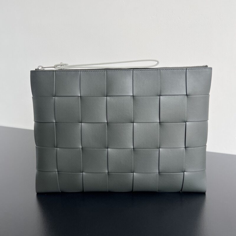 Replica Bottega Veneta Clutch 2.0 9 Replica Bottega Veneta Clutch 2.0 - premium-grade designer purse dupe