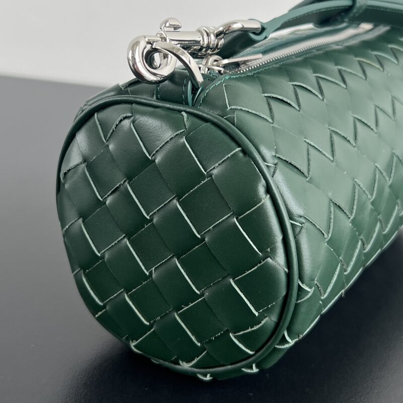Replica Bottega Veneta Cylinder 2 Replica Bottega Veneta Cylinder - top-tier luxury replica shoulder bag