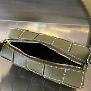 Replica Bottega Veneta Cassette Brick Small 5 Replica Bottega Veneta Cassette Brick Small - high-accuracy replica luxury purse