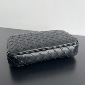Replica Bottega Veneta Clutch Large 3 Replica Bottega Veneta Clutch Large - top-tier luxury replica shoulder bag