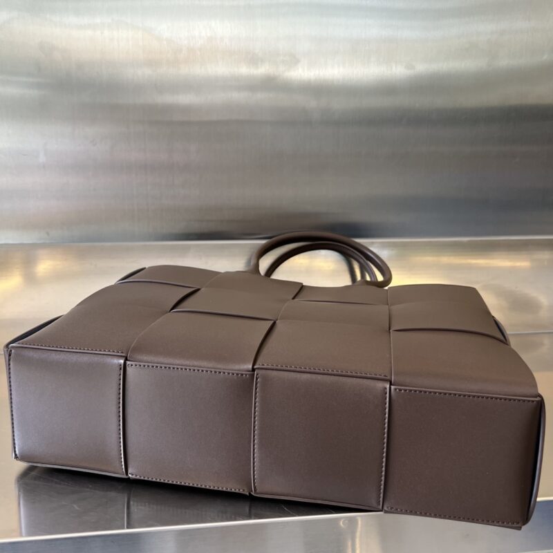 Replica Bottega Veneta Arco All Colors 7 Replica Bottega Veneta Arco All Colors - high-accuracy replica luxury purse
