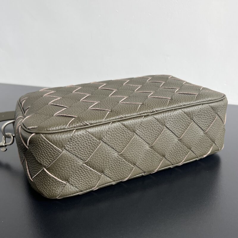 Replica Bottega Veneta Camera Bag 7 Replica Bottega Veneta Camera Bag - top-tier luxury replica shoulder bag