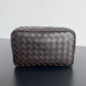 Replica Bottega Veneta Wristband Clutch 6 Replica Bottega Veneta Wristband Clutch - realistic designer-inspired fake bag