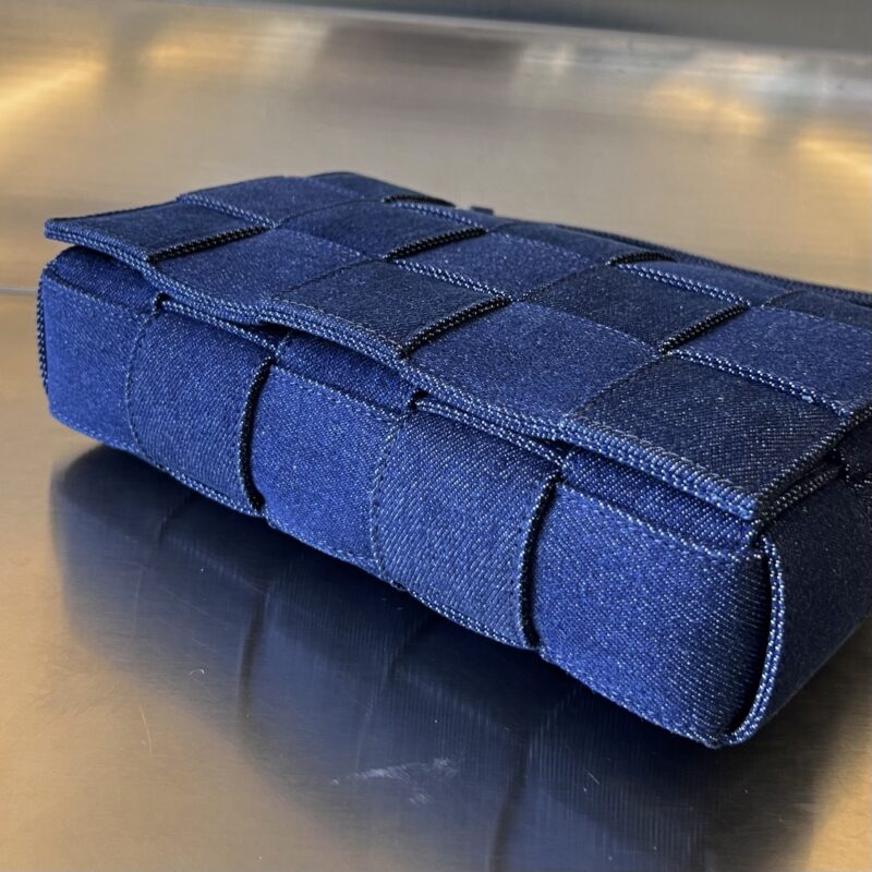 Replica Bottega Veneta Cassette Denim 4 Replica Bottega Veneta Cassette Denim - authentic-look luxury purse replica
