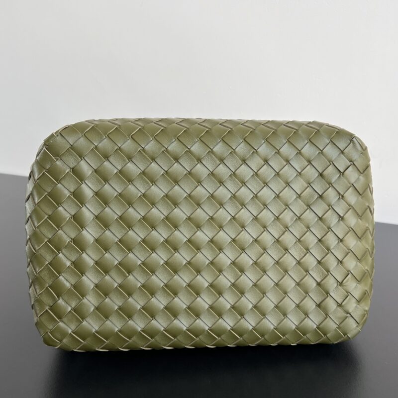 Replica Bottega Veneta Parachute Large - top-tier luxury replica shoulder bag