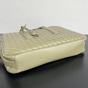 Replica Bottega Veneta Gateway Briefcase Beige 4 Replica Bottega Veneta Gateway Briefcase - high-accuracy replica luxury purse