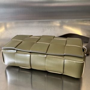 Replica Bottega Veneta Cassette With Versatile Strap 8 Replica Bottega Veneta Cassette With Versatile Strap - near-authentic luxury replica handbag