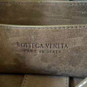 Replica Bottega Veneta Cassette Brick Small 7 Replica Bottega Veneta Cassette Brick Small - near-authentic luxury replica handbag