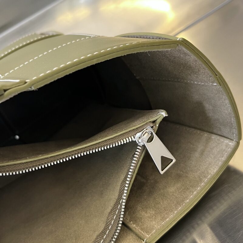 Replica Bottega Veneta Arco Tote Milk Tea 6 Replica Bottega Veneta Arco Tote - 1:1 designer replica handbag