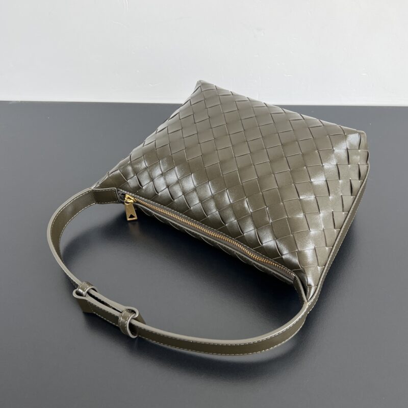 Replica Bottega Veneta Wallace Lunch Bag 4 Replica Bottega Veneta Wallace Lunch Bag - ultra-realistic fake designer tote