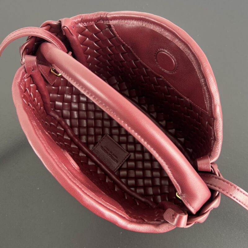 Replica Bottega Veneta Mini Cobble - premium 1:1 fake handbag model