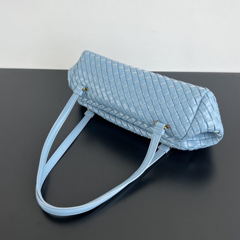 Replica Bottega Veneta Shoulder Bag 6 Replica Bottega Veneta Shoulder Bag - near-authentic luxury replica handbag