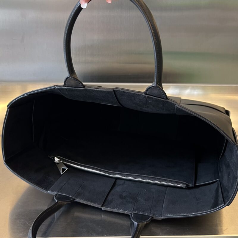 Replica Bottega Veneta Arco All Colors 12 Replica Bottega Veneta Arco All Colors - high-accuracy replica luxury purse