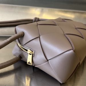 Replica Bottega Veneta Cassette Camera Bag - high-quality designer bag clone